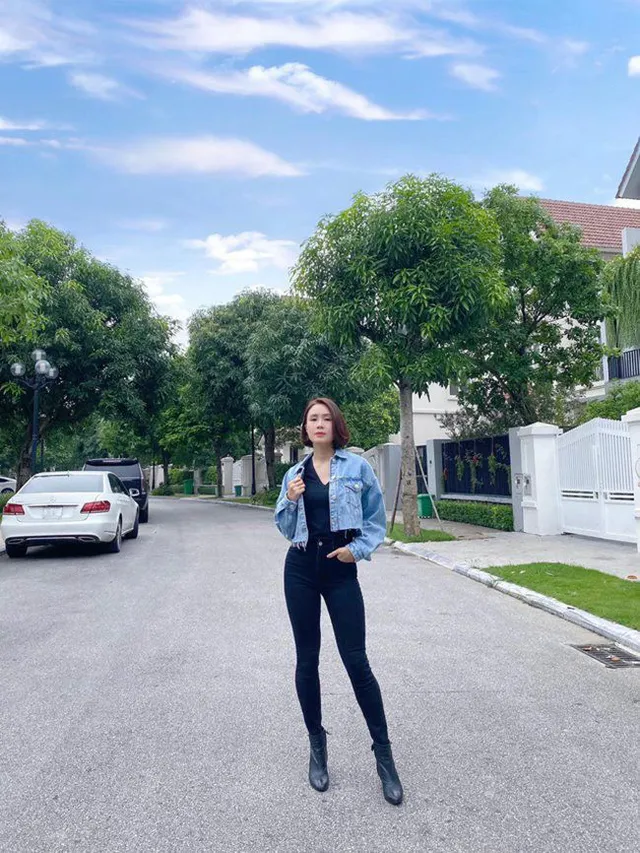 Đã mắt với hàng trăm set đồ sang chảnh của Hồng Diễm trong Hướng dương ngược nắng - Ảnh 28. Đã mắt với hàng trăm set đồ sang chảnh của Hồng Diễm trong Hướng dương ngược nắng - Ảnh 28.