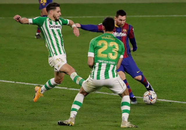 Real Betis 2-3 Barcelona: Ngược dòng ngoạn mục - Ảnh 1.