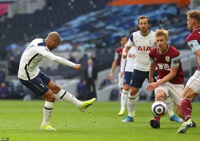 Tottenham 4-0 Burnley: Gareth Bale lập cú đúp ấn tượng! - Ảnh 3.