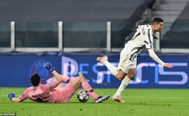 Ronaldo bị chỉ trích sau bàn thua của Juve trong hiệp phụ - Ảnh 1.