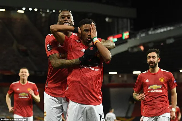 Man Utd 1-1 AC Milan: Quỷ đỏ đánh rơi chiến thắng ở phút bù giờ - Ảnh 3.