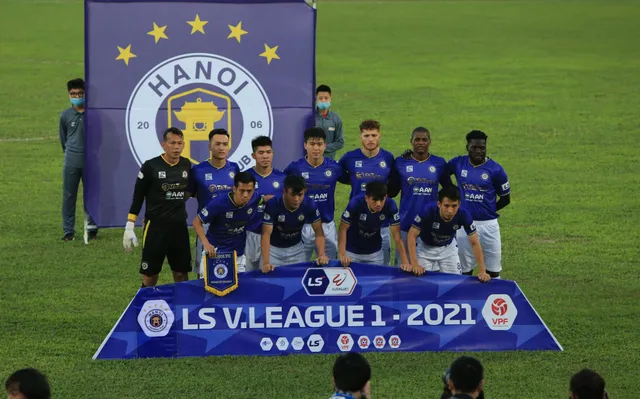 ẢNH: Đánh bại CLB Hải Phòng, CLB Hà Nội có chiến thắng đầu tiên tại V.League 2021 - Ảnh 2. ẢNH: Đánh bại CLB Hải Phòng, CLB Hà Nội có chiến thắng đầu tiên tại V.League 2021 - Ảnh 2.