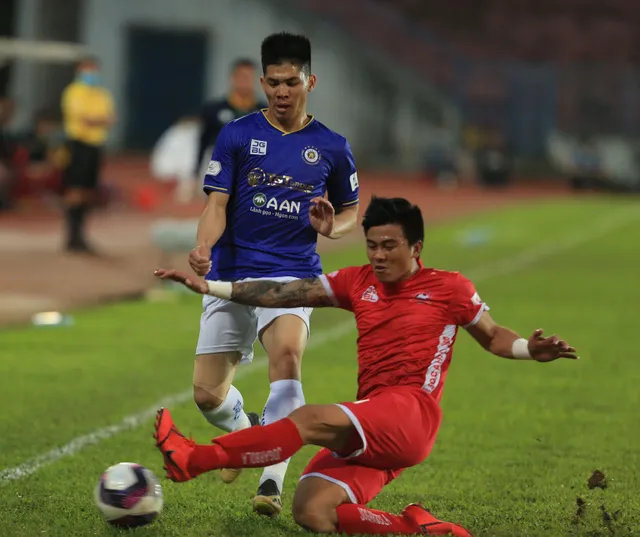 ẢNH: Đánh bại CLB Hải Phòng, CLB Hà Nội có chiến thắng đầu tiên tại V.League 2021 - Ảnh 11. ẢNH: Đánh bại CLB Hải Phòng, CLB Hà Nội có chiến thắng đầu tiên tại V.League 2021 - Ảnh 11.