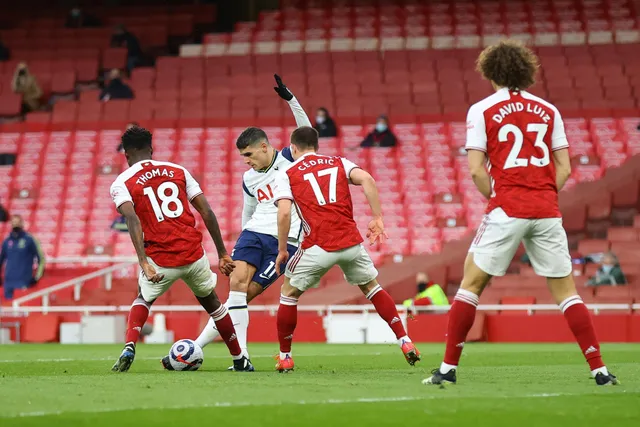 Arsenal 2-1 Tottenham: Lamela lập siêu phẩm, Pháo thủ vẫn ngược dòng ngoạn mục - Ảnh 2.