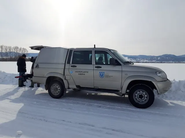 Tuyết lẫn... hạt vi nhựa ở Siberia gây nguy cơ tiềm tàng về môi trường - Ảnh 1.