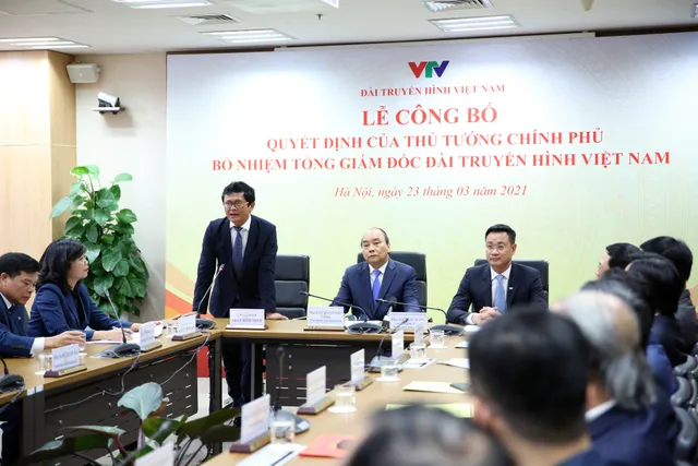 Thủ tướng Nguyễn Xuân Phúc trao quyết định bổ nhiệm Tổng Giám đốc Đài Truyền hình Việt Nam - Ảnh 7. Thủ tướng Nguyễn Xuân Phúc trao quyết định bổ nhiệm Tổng Giám đốc Đài Truyền hình Việt Nam - Ảnh 7.