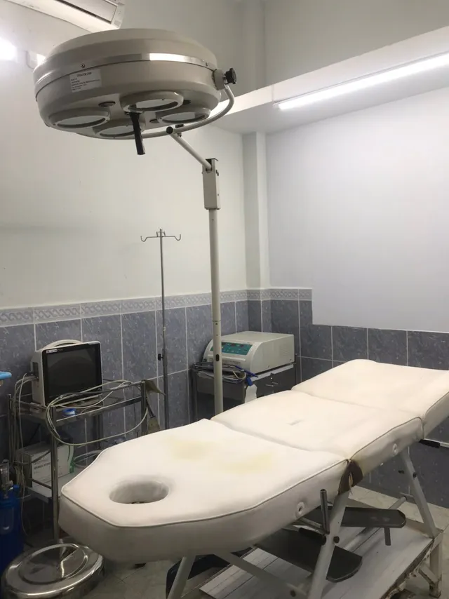 TP Hồ Chí Minh kiểm tra cơ sở thẩm mỹ bỏ quên gạc trong ngực khách hàng - Ảnh 1. TP Hồ Chí Minh kiểm tra cơ sở thẩm mỹ bỏ quên gạc trong ngực khách hàng - Ảnh 1.