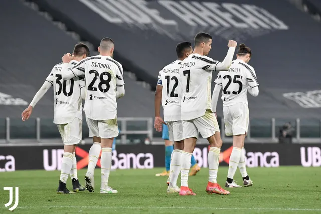 Ronaldo tiếp tục ghi bàn, Juventus thắng đậm Spezia - Ảnh 2. Ronaldo tiếp tục ghi bàn, Juventus thắng đậm Spezia - Ảnh 2.