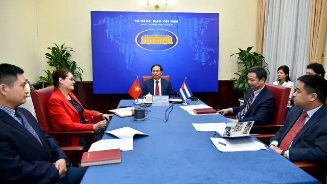 Việt Nam chia sẻ các biện pháp ứng phó COVID-19 với Cuba - Ảnh 2. Việt Nam chia sẻ các biện pháp ứng phó COVID-19 với Cuba - Ảnh 2.