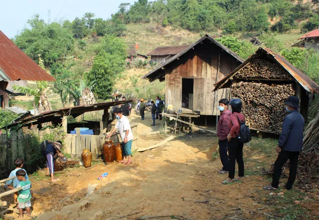 Chùm ca bệnh nghi ngộ độc Botulinum tại Kon Tum: Bệnh nhân đầu tiên tử vong - Ảnh 1.