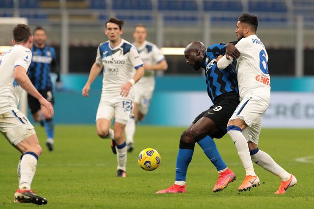 Inter Milan 1-0 Atalanta: Chiến thắng quan trọng, giữ vững ngôi đầu - Ảnh 1.