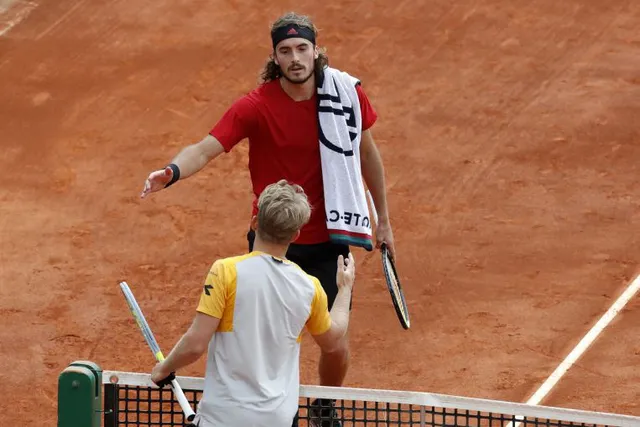 Tứ kết Monte Carlo Masters 2021: Tsitsipas dễ dàng đi tiếp, Daniel Evans ngược dòng thành công - Ảnh 2.