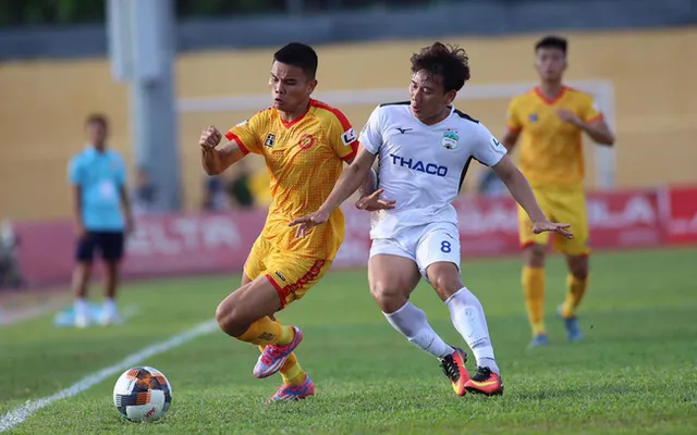 V.League 2021: Không đón khán giả trận Đông Á Thanh Hóa - Hoàng Anh Gia Lai - Ảnh 1.