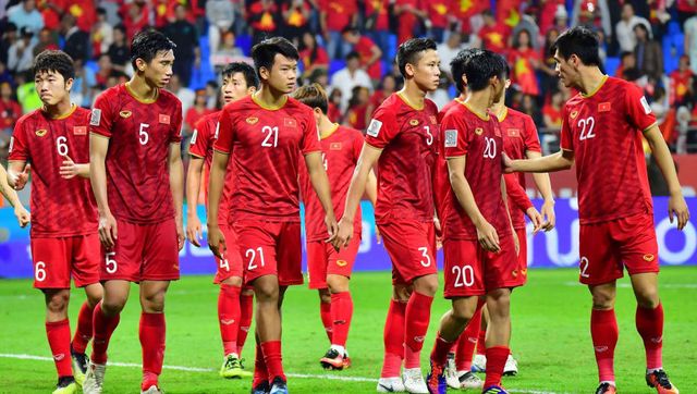 Vòng loại World Cup 2022: ĐT Việt Nam đá khung giờ nửa đêm - Ảnh 1.