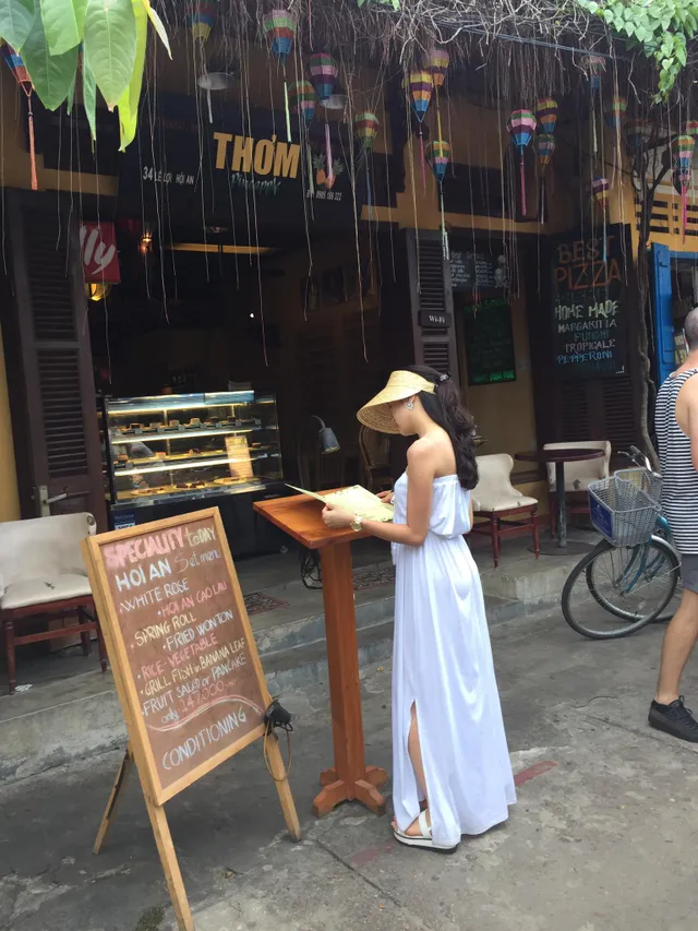 Nữ BTV Thời sự 19h biến hóa với gu thời trang sành điệu, tinh tế - Ảnh 16. Nữ BTV Thời sự 19h biến hóa với gu thời trang sành điệu, tinh tế - Ảnh 16.