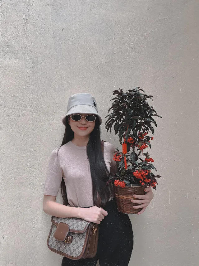 Nữ BTV Thời sự 19h biến hóa với gu thời trang sành điệu, tinh tế - Ảnh 3. Nữ BTV Thời sự 19h biến hóa với gu thời trang sành điệu, tinh tế - Ảnh 3.