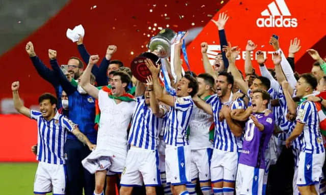 Sociedad vô địch Cúp nhà Vua Tây Ban Nha 2019/20 sau trận đấu hy hữu - Ảnh 3. Sociedad vô địch Cúp nhà Vua Tây Ban Nha 2019/20 sau trận đấu hy hữu - Ảnh 3.