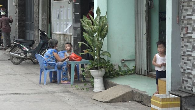 Phụ huynh loay hoay tìm nơi gửi con tại TP Hồ Chí Minh - Ảnh 4.