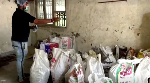 Ám ảnh những bao tải tro cốt vô thừa nhận tại Ấn Độ - Ảnh 8. Ám ảnh những bao tải tro cốt vô thừa nhận tại Ấn Độ - Ảnh 8.