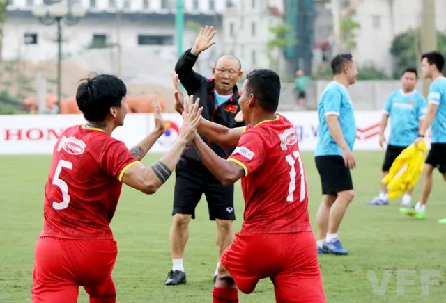 Hoàng Đức chấn thương, tập riêng cùng Xuân Trường - Ảnh 14. Hoàng Đức chấn thương, tập riêng cùng Xuân Trường - Ảnh 14.