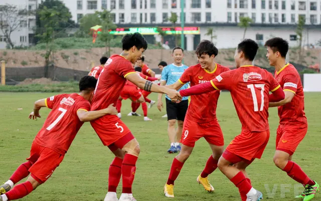 Hoàng Đức chấn thương, tập riêng cùng Xuân Trường - Ảnh 11. Hoàng Đức chấn thương, tập riêng cùng Xuân Trường - Ảnh 11.