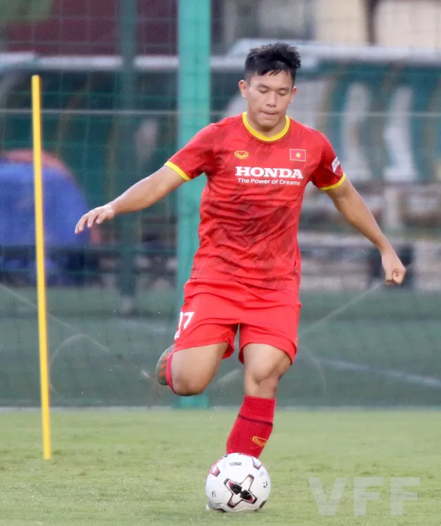 Hoàng Đức chấn thương, tập riêng cùng Xuân Trường - Ảnh 7. Hoàng Đức chấn thương, tập riêng cùng Xuân Trường - Ảnh 7.