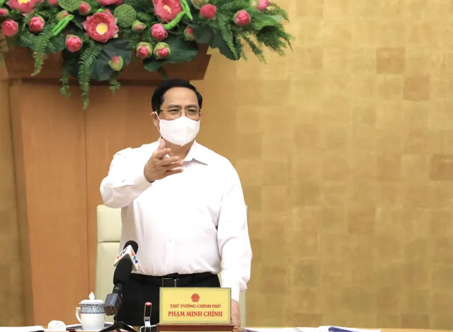 Kiên định mục tiêu kép, không để đứt gãy nền kinh tế - Ảnh 1. Kiên định mục tiêu kép, không để đứt gãy nền kinh tế - Ảnh 1.