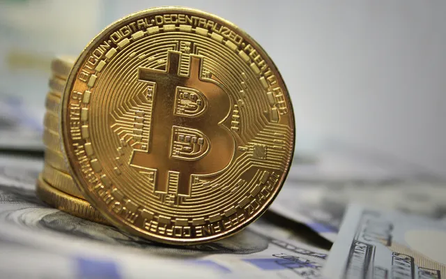 Chuyến tàu lượn đầy cảm xúc mang tên Bitcoin - Ảnh 1. Chuyến tàu lượn đầy cảm xúc mang tên Bitcoin - Ảnh 1.