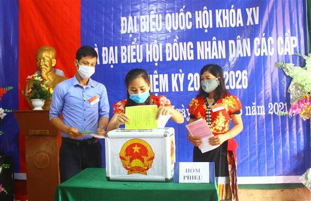 Cử tri Cà Mau, Nghệ An và Quảng Bình đi bầu cử sớm - Ảnh 5.