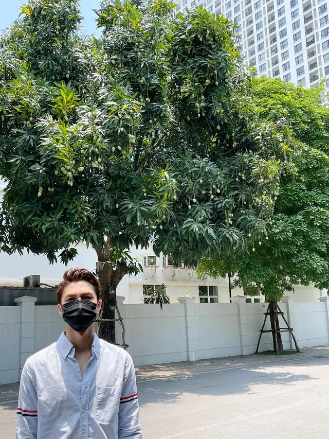 Diễn viên Việt tuần qua: Doãn Quốc Đam hóa chàng thơ, Lương Thu Trang đảm đang nội trợ - Ảnh 7. Diễn viên Việt tuần qua: Doãn Quốc Đam hóa chàng thơ, Lương Thu Trang đảm đang nội trợ - Ảnh 7.
