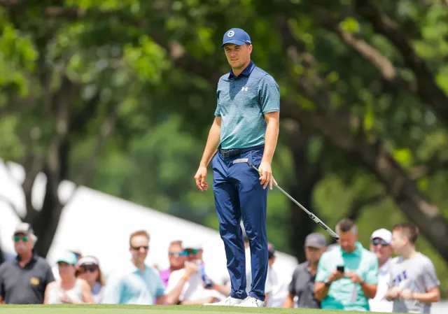 Vòng 2 giải Golf Charles Schwab Challenge: Jordan Spieth độc chiếm ngôi đầu - Ảnh 1.