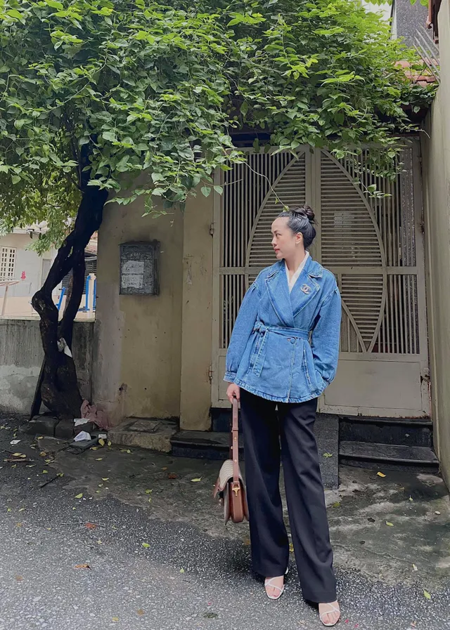 Dàn BTV, MC tuần qua: Minh Hằng mừng tuổi mới, Ngọc Bích giản dị đời thường - Ảnh 2. Dàn BTV, MC tuần qua: Minh Hằng mừng tuổi mới, Ngọc Bích giản dị đời thường - Ảnh 2.