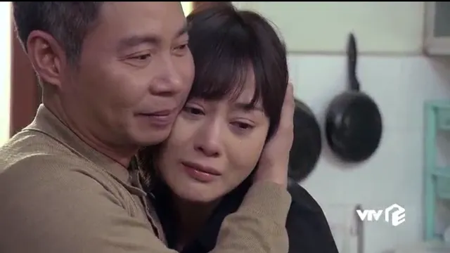 Diễn xuất của NSND Công Lý và Phương Oanh nhận cơn mưa lời khen của khán giả - Ảnh 4. Diễn xuất của NSND Công Lý và Phương Oanh nhận cơn mưa lời khen của khán giả - Ảnh 4.