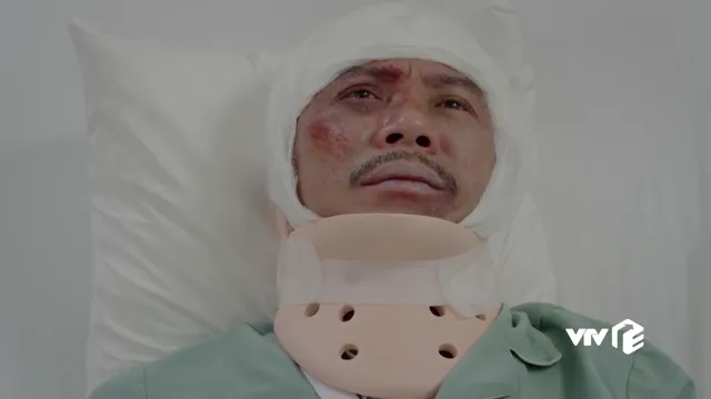 Hướng dương ngược nắng: Cả đời che giấu vợ chuyện ngoại tình, ai ngờ ông Vụ (NSND Công Lý) mới là người bị cắm sừng - Ảnh 4.
