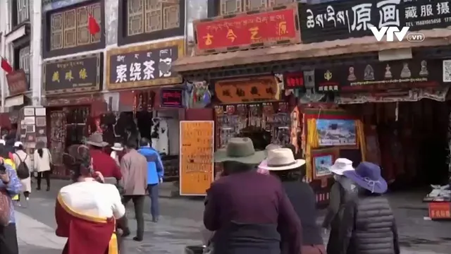 Kiểm soát tốt dịch bệnh, du lịch nội địa Trung Quốc phục hồi nhanh chóng - Ảnh 1. Kiểm soát tốt dịch bệnh, du lịch nội địa Trung Quốc phục hồi nhanh chóng - Ảnh 1.