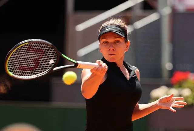Simona Halep dừng bước tại vòng 3 giải quần vợt Madrid mở rộng 2021 - Ảnh 1. Simona Halep dừng bước tại vòng 3 giải quần vợt Madrid mở rộng 2021 - Ảnh 1.