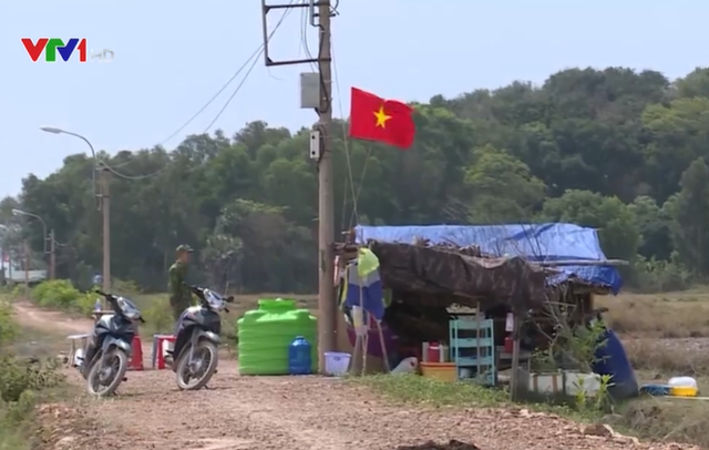 Ngăn chặn nhập cảnh trái phép trên tuyến lửa vùng biên - Ảnh 1.