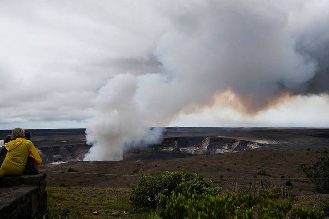 Núi lửa lớn nhất thế giới Mauna Loa trước nguy cơ phun trào - Ảnh 1.