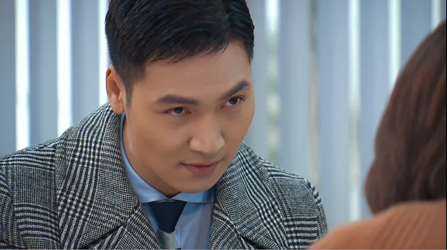 Hương vị tình thân: Shark Long từ bĩu môi, làm thánh lườm vẫn khiến fan rớt tim... đến đút tay túi quần cũng bị ghét - Ảnh 7. Hương vị tình thân: Shark Long từ bĩu môi, làm thánh lườm vẫn khiến fan rớt tim... đến đút tay túi quần cũng bị ghét - Ảnh 7.