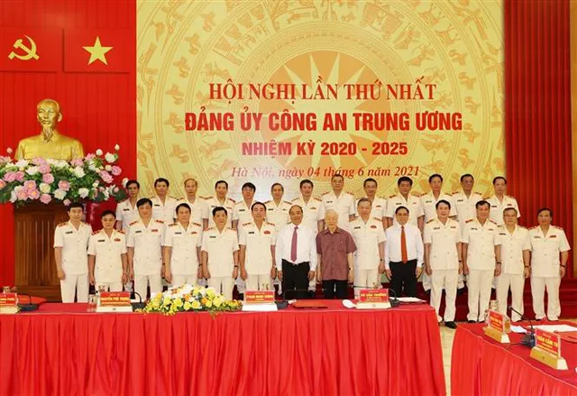 Đảng ủy Công an Trung ương nhiệm kỳ 2020-2025 gồm 27 đồng chí - Ảnh 2.