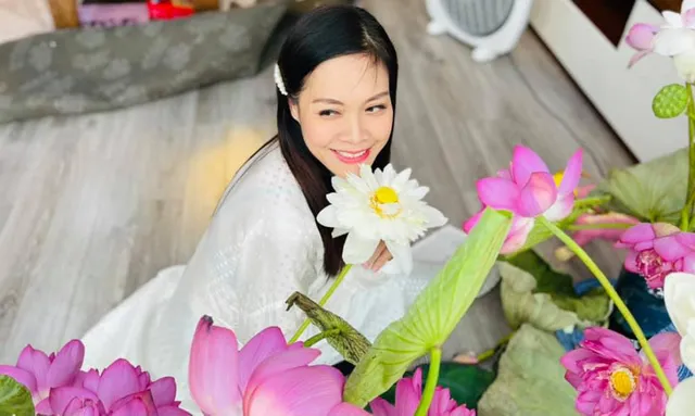 BTV Thời sự Hoàng Trang qua ống kính của con trai - Ảnh 1. BTV Thời sự Hoàng Trang qua ống kính của con trai - Ảnh 1.