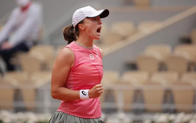 Vượt qua Anett Kontaveit, Iwa Swiatek vào vòng 4 Pháp mở rộng 2021 - Ảnh 2.