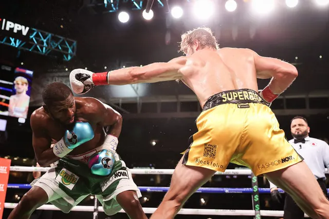 Trận Floyd Mayweather và Logan Paul kết thúc mà không có knock-out - Ảnh 2.