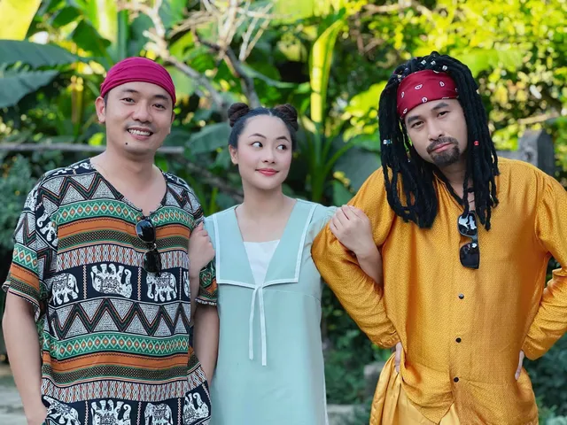 Hậu trường Mùa hoa tìm lại: Team khó ưa lộ diện, Đồng - Núi thân thiết khó ngờ - Ảnh 2. Hậu trường Mùa hoa tìm lại: Team khó ưa lộ diện, Đồng - Núi thân thiết khó ngờ - Ảnh 2.