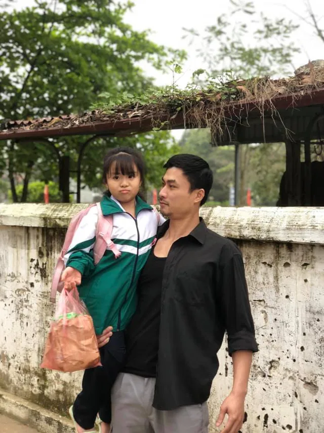 Hậu trường Mùa hoa tìm lại: Team khó ưa lộ diện, Đồng - Núi thân thiết khó ngờ - Ảnh 14. Hậu trường Mùa hoa tìm lại: Team khó ưa lộ diện, Đồng - Núi thân thiết khó ngờ - Ảnh 14.