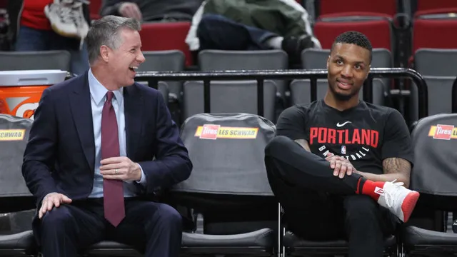 Damian Lillard phủ nhận việc yêu cầu rời Portland Trail Blazers - Ảnh 1.