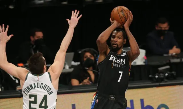 Kevin Durant đánh giá cao chức vô địch NBA của Milwaukee Bucks - Ảnh 1.