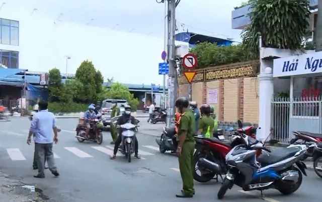 Người dân TP Hồ Chí Minh đồng thuận tăng cường biện pháp phòng, chống dịch - Ảnh 1.