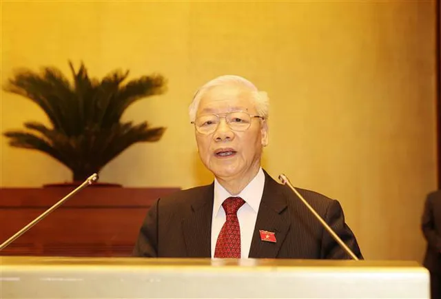 Quốc hội thống nhất cao về công tác nhân sự, trao thượng phương bảo kiếm chống COVID-19 - Ảnh 1. Quốc hội thống nhất cao về công tác nhân sự, trao thượng phương bảo kiếm chống COVID-19 - Ảnh 1.