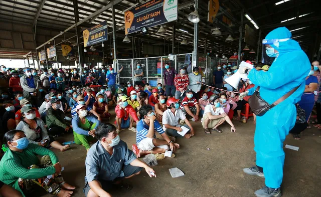 Bí thư thành ủy TP Hồ Chí Minh: Rút kinh nghiệm đảm bảo an toàn xét nghiệm COVID-19 - Ảnh 3.